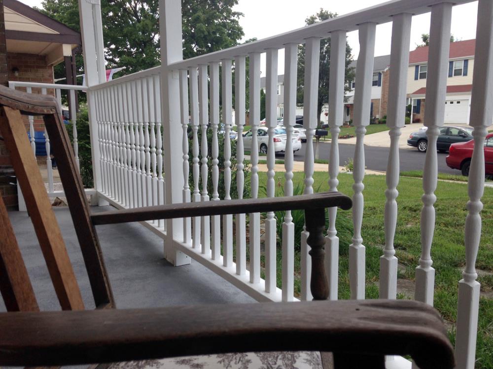 How to Easily Install Railings on the Porch