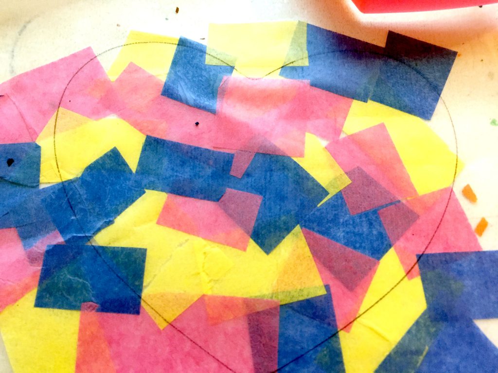 How to Make Tissue Paper Suncatchers - Easy Kids Craft