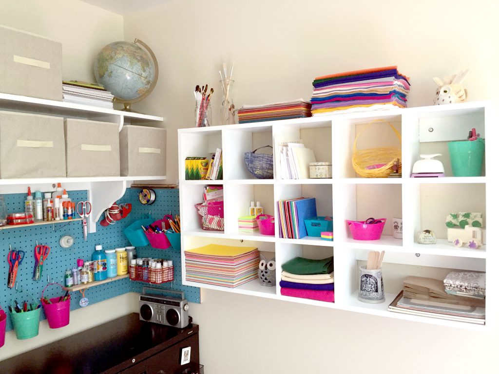 DIY Craft Room Storage - Lots of Ideas with free printables